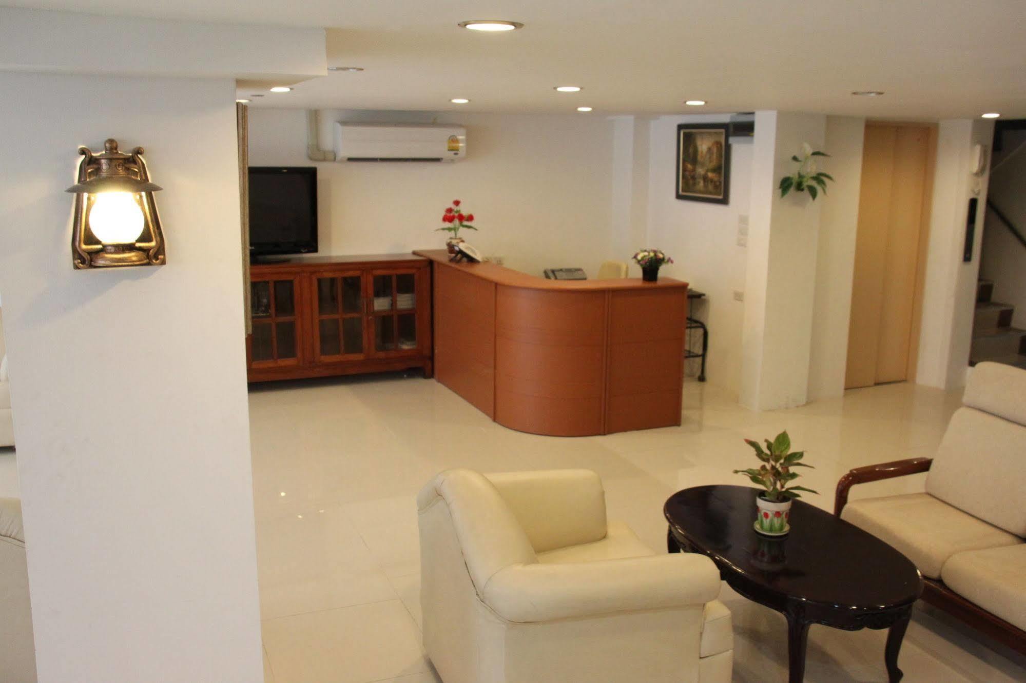 Suites 31 Sukhumvit Bangkok Exterior foto
