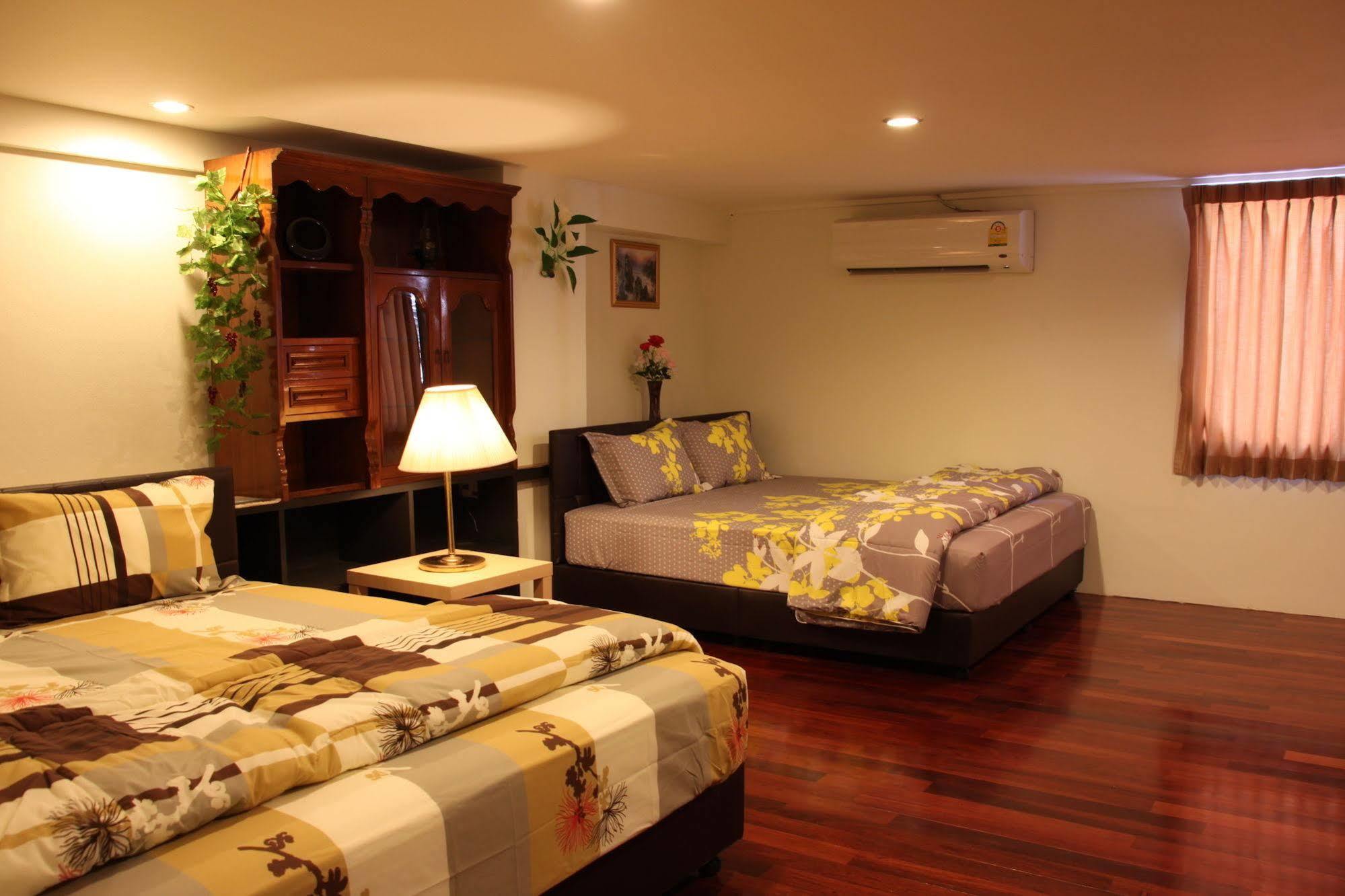 Suites 31 Sukhumvit Bangkok Exterior foto